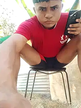 Snapshot of youngboypiss chatting on January 31, 2026, 7:34 pm youngboypiss online show from January 31, 2026, 7:34 pm