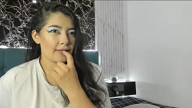 x Adeline  online show from March 26, 2026, 8:40 pm