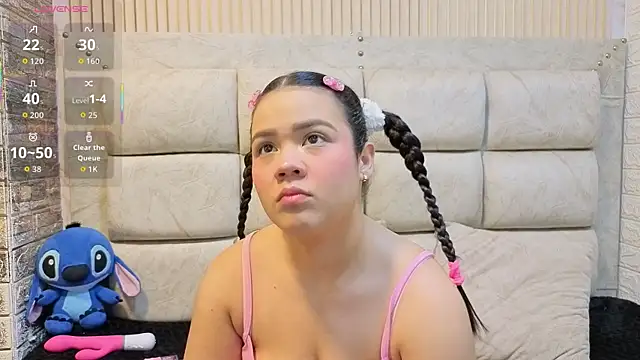 Snapshot of ValeryMorales chatting on December 20, 2025, 3:20 am ValeryMorales online show from December 20, 2025, 3:20 am