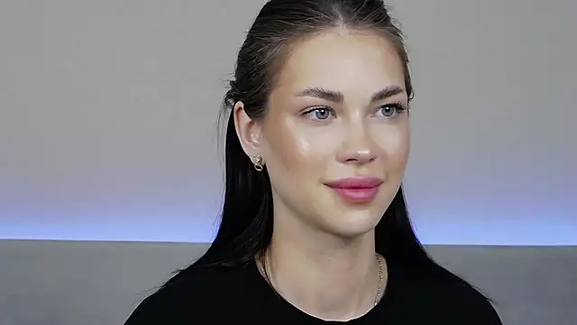 RachaelMils online show from February 3, 2026, 6:22 am