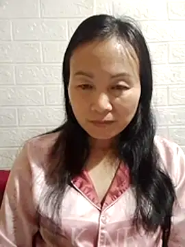 Snapshot of Lili-123k chatting on February 19, 2026, 2:03 pm Lili-123k online show from February 19, 2026, 2:03 pm