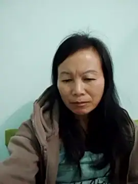 Snapshot of Lili-123k chatting on December 18, 2025, 8:45 pm Lili-123k online show from December 18, 2025, 8:45 pm