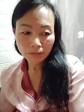 Snapshot of Lili-123k chatting on January 7, 2026, 10:48 pm Lili-123k online show from January 7, 2026, 10:48 pm