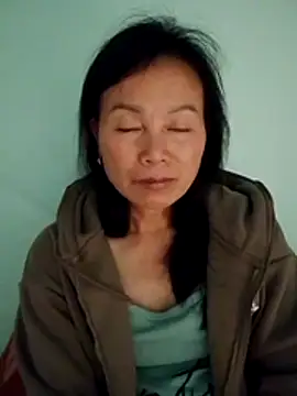 Snapshot of Lili-123k chatting on January 5, 2026, 7:39 pm Lili-123k online show from January 5, 2026, 7:39 pm