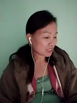 Snapshot of Lili-123k chatting on January 9, 2026, 12:45 pm Lili-123k online show from January 9, 2026, 12:45 pm