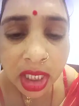 Snapshot of Your-shreya143 chatting on February 20, 2026, 7:32 am Your-shreya143 online show from February 20, 2026, 7:32 am