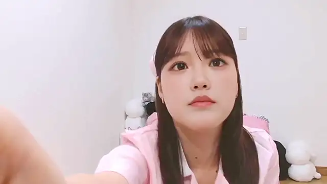 mashiro-desu online show from January 9, 2026, 7:48 am