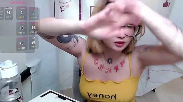 Snapshot of abella1116 chatting on January 11, 2026, 3:08 pm abella1116 online show from January 11, 2026, 3:08 pm