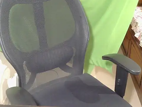 Snapshot of Michal_Fransis chatting on May 18, 2026, 1:27 pm Michal Fransis online show from May 18, 2026, 1:27 pm