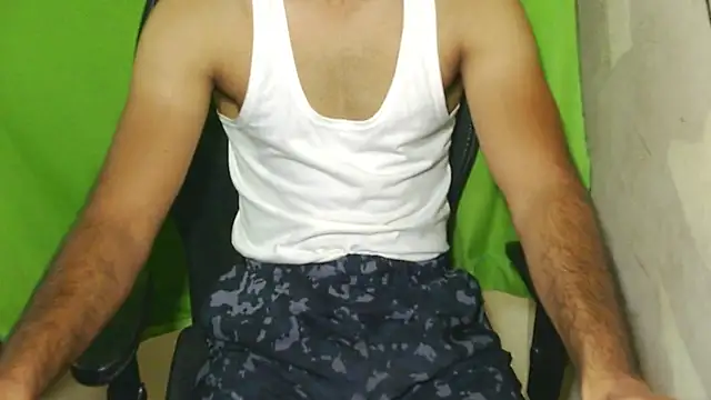 Snapshot of Michal_Fransis chatting on April 25, 2026, 4:48 pm Michal Fransis online show from April 25, 2026, 4:48 pm