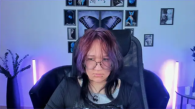 Sylvia Reed online show from January 11, 2026, 10:11 am