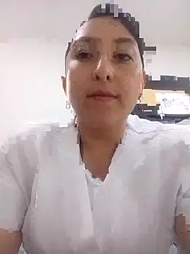 Snapshot of Valeria_montana_ chatting on June 2, 2026, 4:07 pm Valeria montana online show from June 2, 2026, 4:07 pm