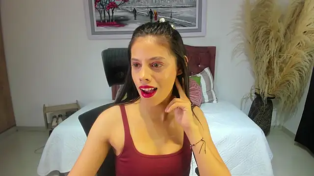 AdrianaTorres  online show from December 17, 2025, 1:49 pm