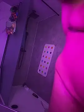 MissRaven x online show from February 11, 2026, 8:31 pm