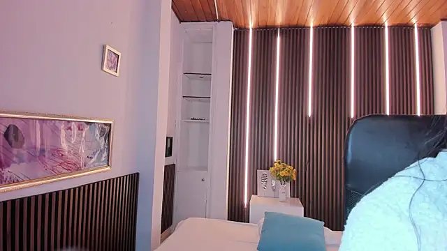 Snapshot of Ambar_Cooxx chatting on December 18, 2025, 11:14 am Ambar Cooxx online show from December 18, 2025, 11:14 am