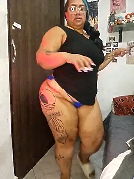 vicky-duarte online show from April 12, 2026, 5:54 am