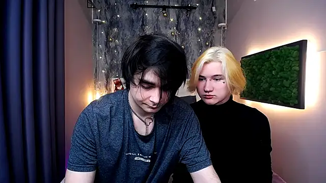 Snapshot of ErosPulseee chatting on January 14, 2026, 6:44 pm ErosPulseee online show from January 14, 2026, 6:44 pm