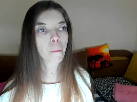 Snapshot of LikaAliston chatting on February 8, 2026, 4:43 am LikaAliston online show from February 8, 2026, 4:43 am