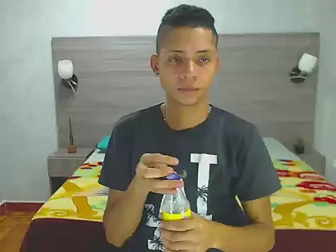 Axel Marcu online show from December 22, 2025, 9:15 pm