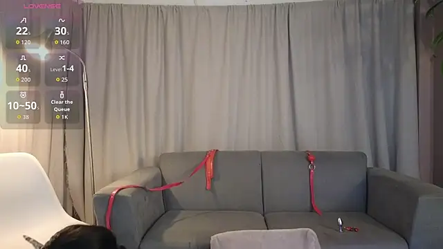 Snapshot of Saly_Moon1 chatting on December 19, 2025, 4:16 am Saly Moon1 online show from December 19, 2025, 4:16 am