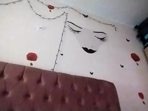 Dana92va online show from February 19, 2026, 5:43 pm