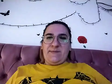 Dana92va online show from February 6, 2026, 5:42 pm