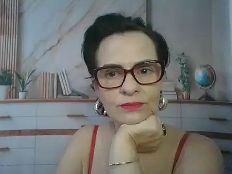 Snapshot of Luna-Hot0802 chatting on December 19, 2025, 11:56 am Luna-Hot0802 online show from December 19, 2025, 11:56 am