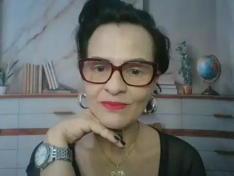 Snapshot of Luna-Hot0802 chatting on December 20, 2025, 12:52 pm Luna-Hot0802 online show from December 20, 2025, 12:52 pm