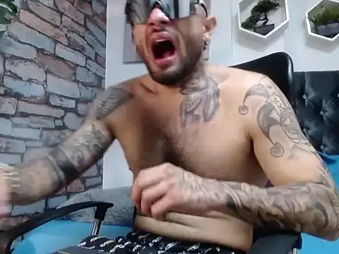 lucky smith1 online show from December 5, 2025, 7:34 pm