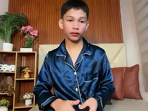 TheBoyAboveYou online show from February 23, 2026, 3:56 pm