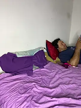 Jennmyller  online show from April 17, 2026, 5:21 am