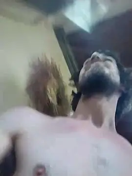 bigjohnson2914 online show from April 17, 2026, 8:22 pm