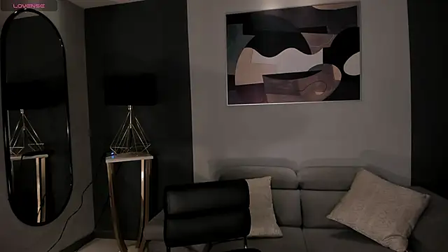 MadisonKane online show from November 11, 2025, 11:05 am