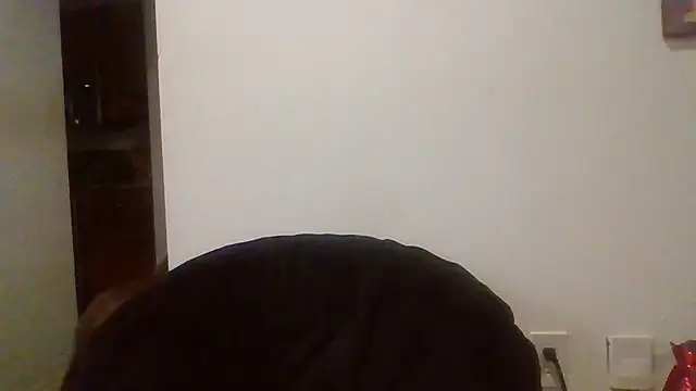 Snapshot of johnnymarino1010 chatting on May 14, 2026, 1:13 am johnnymarino1010 online show from May 14, 2026, 1:13 am