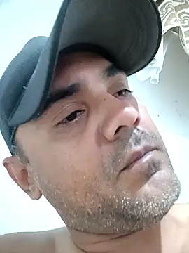 Snapshot of Mchljjk chatting on January 15, 2026, 12:08 pm Mchljjk online show from January 15, 2026, 12:08 pm