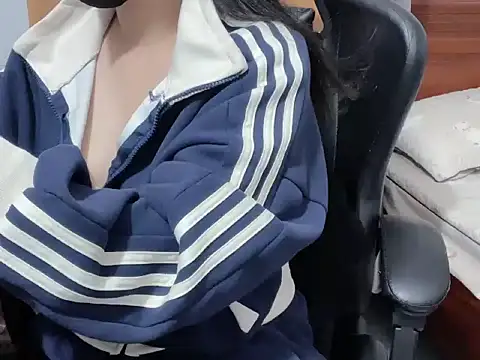 Amelica0799 online show from January 10, 2026, 2:18 am