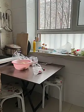 luckybaby666999 online show from April 6, 2026, 3:24 am