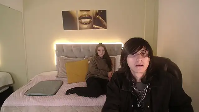 Eros Nyx  online show from January 7, 2026, 3:55 am