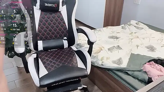 Ni-Ni 2K online show from December 21, 2025, 12:35 am