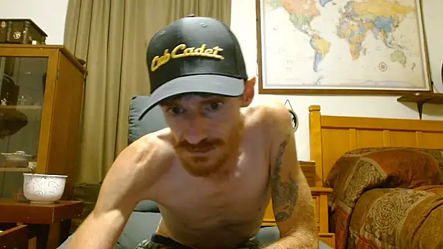 Snapshot of Realmilf chatting on August 4, 2026, 5:01 am Realmilf online show from August 4, 2026, 5:01 am