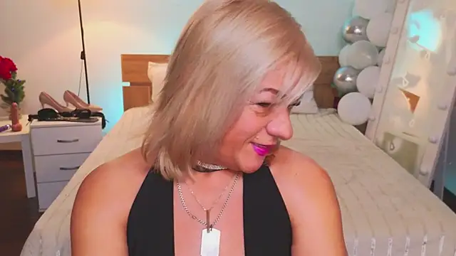 AnittaHarris  online show from January 10, 2026, 6:09 am