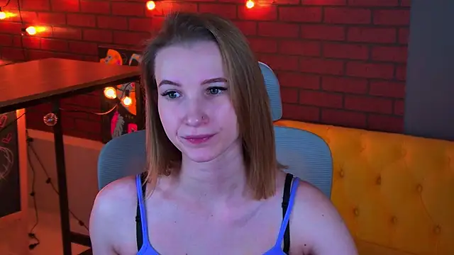 Megan Rodgers online show from December 21, 2025, 5:25 pm