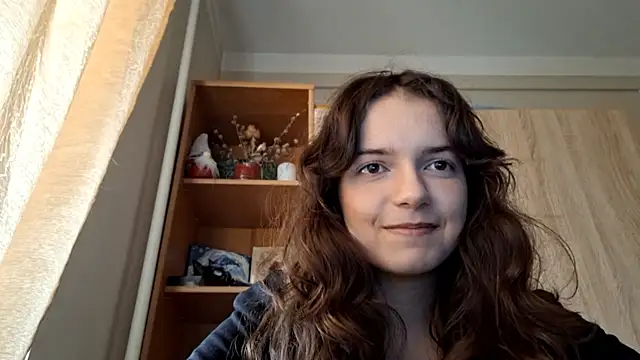 KellyKelik online show from January 14, 2026, 9:02 am