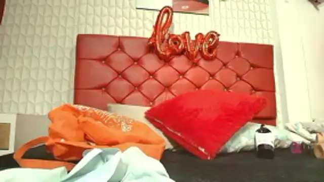 Snapshot of Elizabetth_Roman chatting on February 26, 2026, 8:09 pm Elizabetth Roman online show from February 26, 2026, 8:09 pm