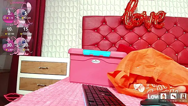 Elizabetth Roman online show from April 17, 2026, 9:06 pm