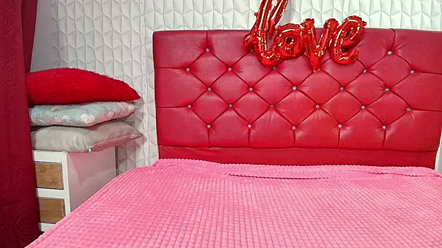 Elizabetth Roman online show from April 9, 2026, 8:59 pm