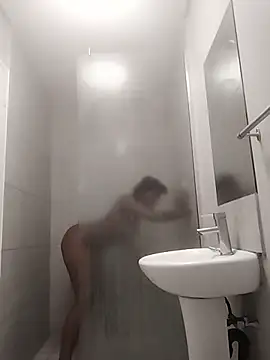 Snapshot of the_only_blvck_barbie chatting on December 4, 2025, 3:44 pm the only blvck barbie online show from December 4, 2025, 3:44 pm