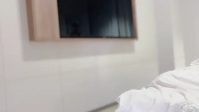 Snapshot of fayebabe chatting on December 17, 2025, 11:48 am fayebabe online show from December 17, 2025, 11:48 am