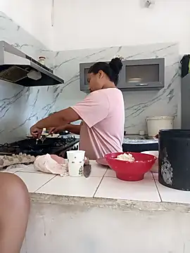 VaneandRossy online show from February 7, 2026, 2:36 pm