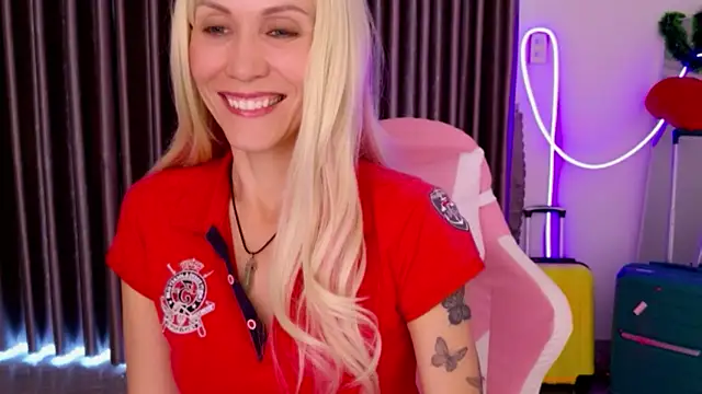 betty xoxoo online show from February 21, 2026, 6:37 am